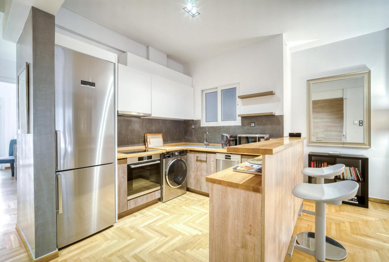 Delightful Stylish Two Bedroom Condo In Hip Area Of Central Atenas Exterior foto